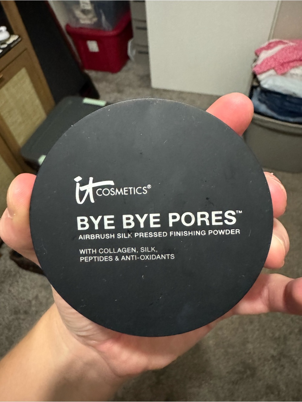 it cosmetics Bye Bye Pores Pressed Finishing Powder